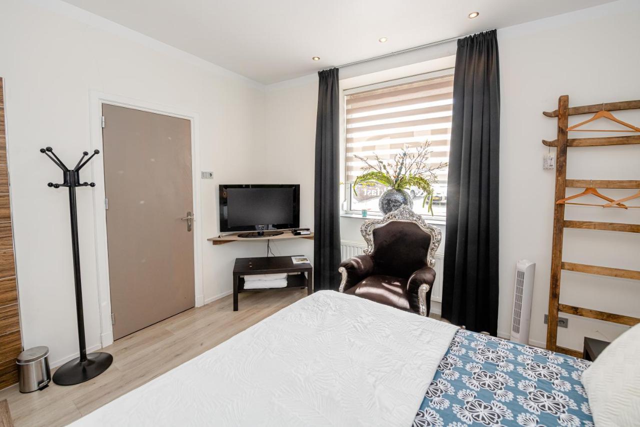 B & B M 3 Merkelbeek Exterior foto